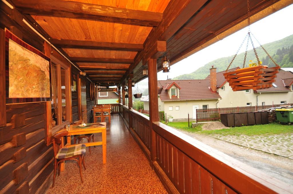Penzión Pastierňa Dedinky Exterior foto